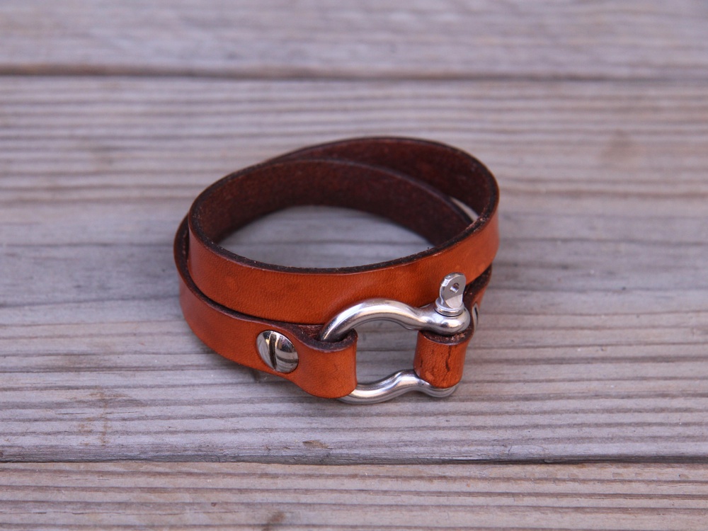 Bracelet-double-SS-shackle-med-brown-1.jpg